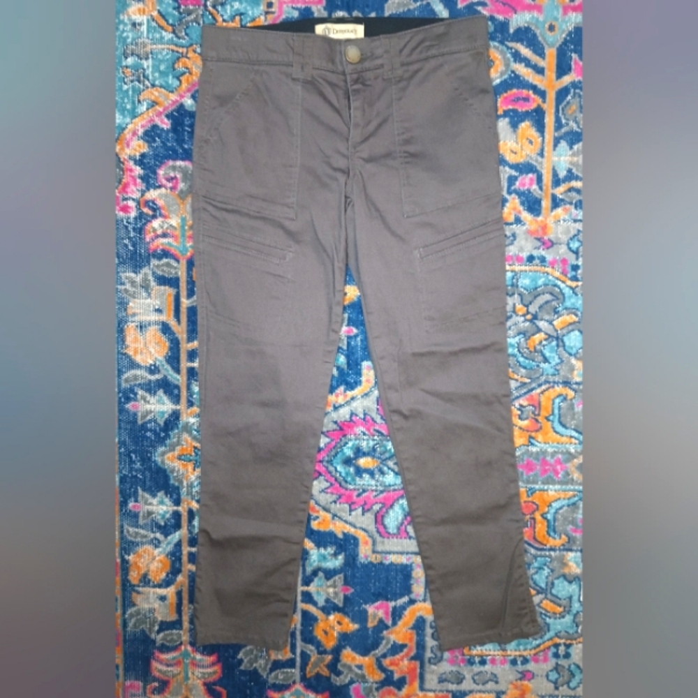 Democracy Cropped Ankle Pants in Charcoal Gray